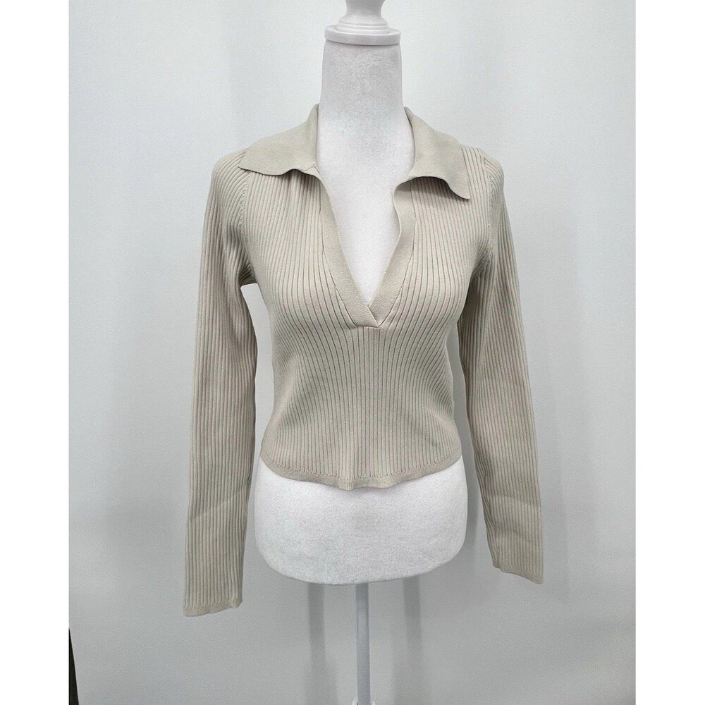 Aritzia Babaton Sculpt Knit Polo Cropped Size M Matte Pearl Ribbed Long Sleeve